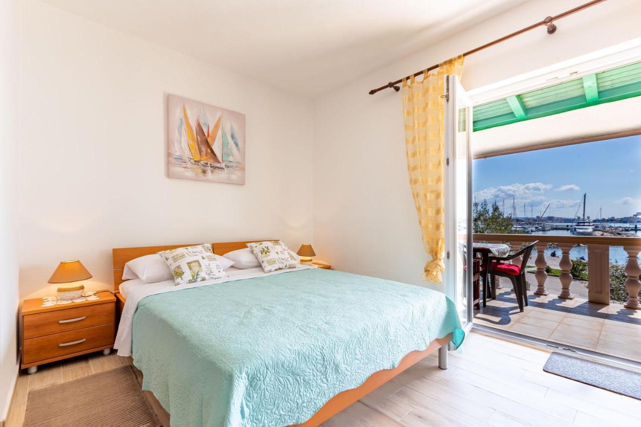 Mare-More Studio W Balcony And Beach Front And View Zadar Exterior photo