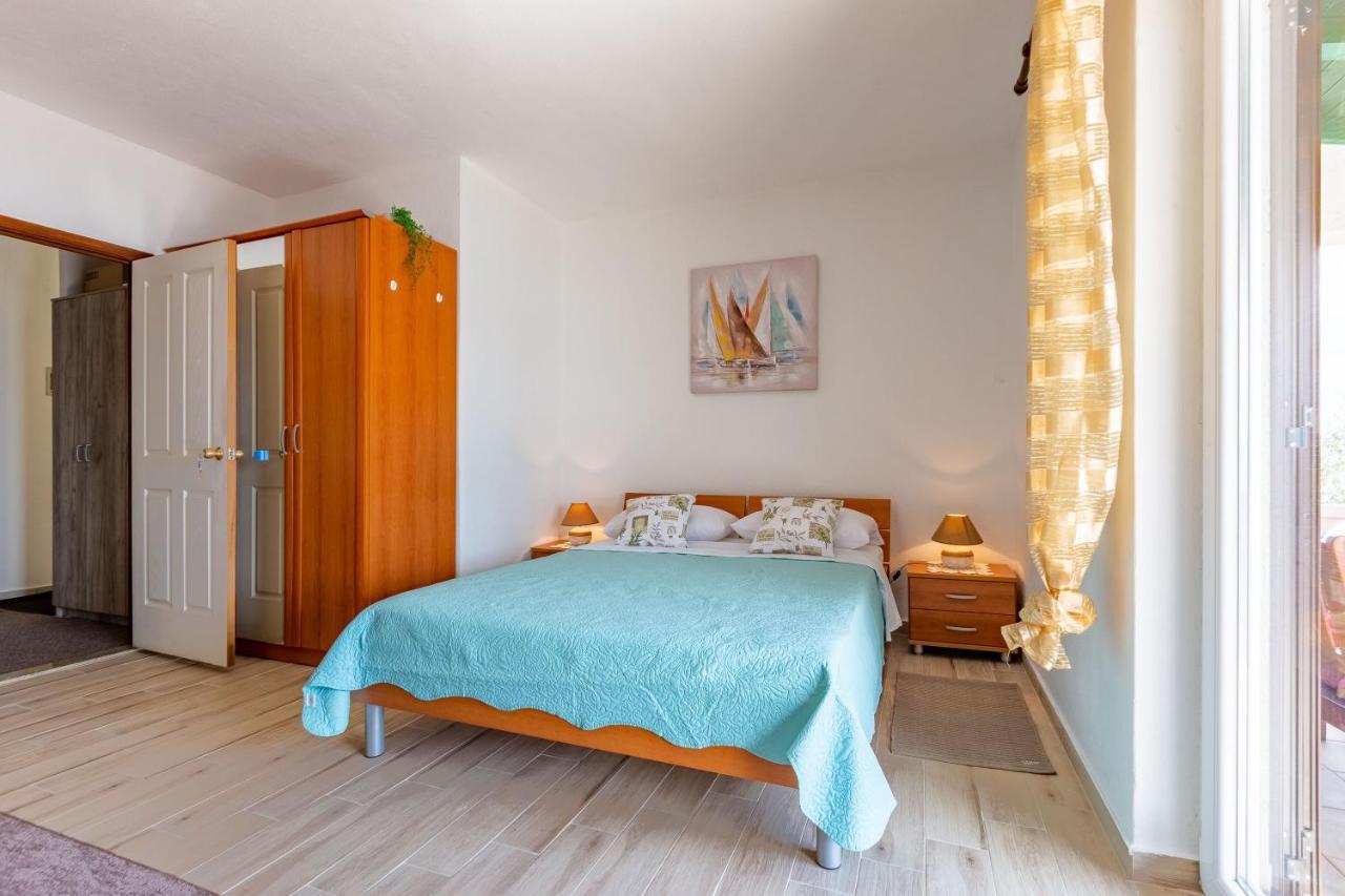 Mare-More Studio W Balcony And Beach Front And View Zadar Exterior photo